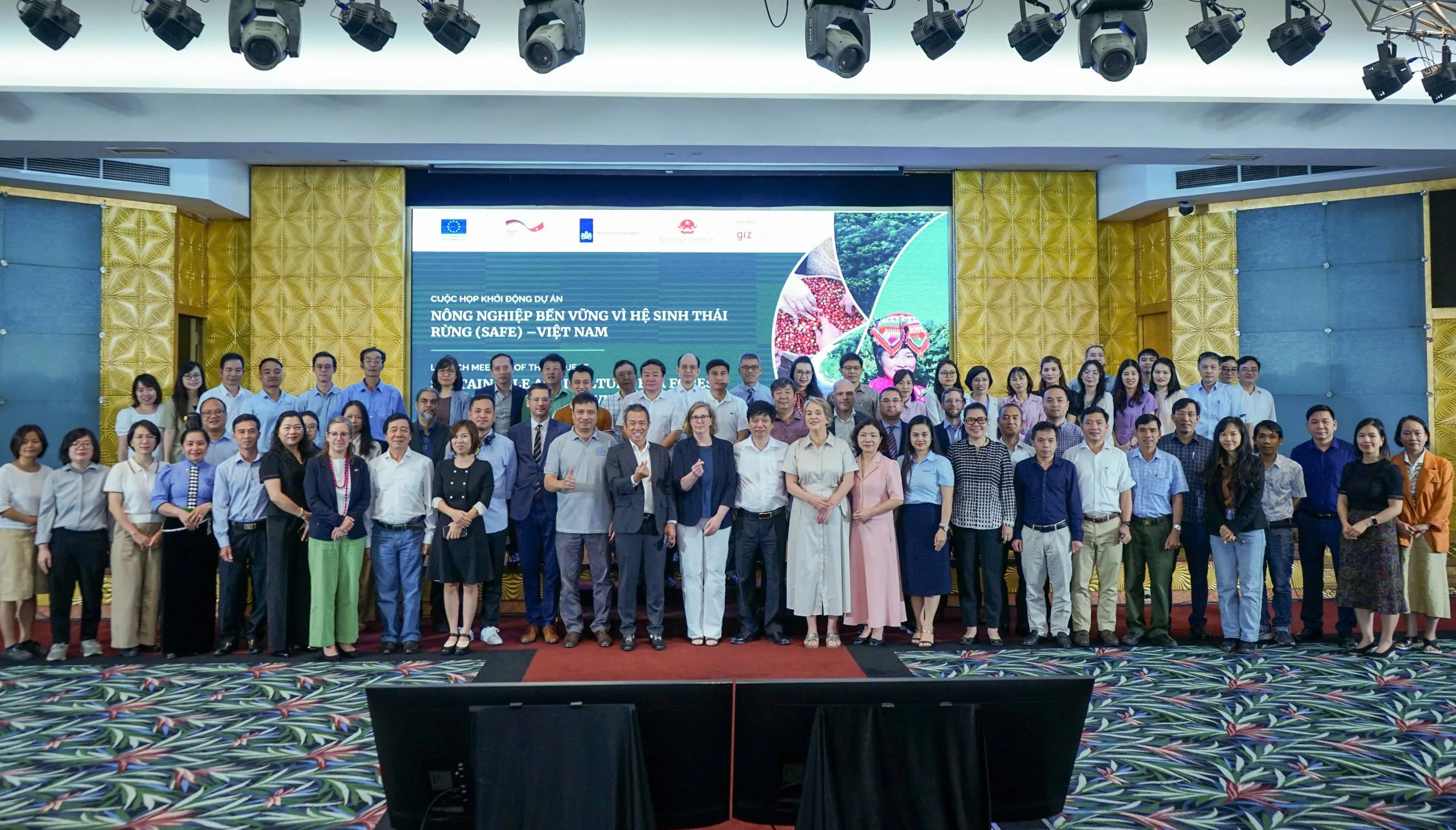 Vinh Hiep joins SAFE project launch on agriculture, forests and livelihoods 3 Representatives gather for the SAFE project launch in Hanoi on 22 April 2025.