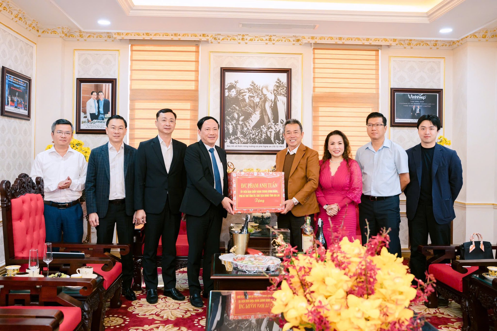 Chủ tịch UBND tỉnh Phạm Anh Tuấn đến chúc tết tại Công Ty TNHH Vĩnh Hiệp (Gia Lai)